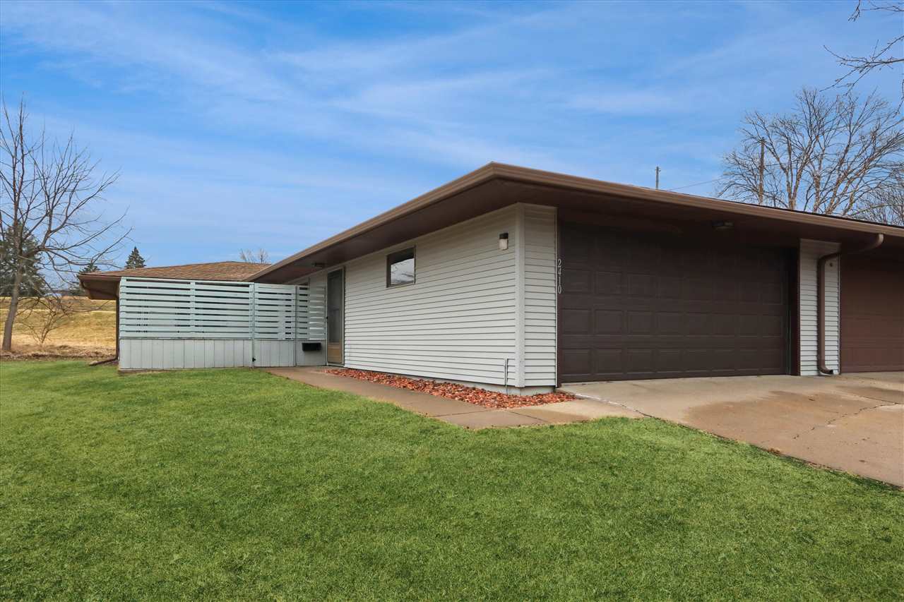 2410 Walden Court Iowa City IA 52246