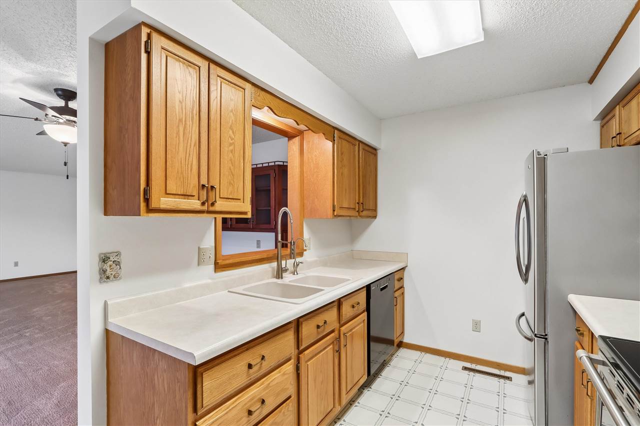 2410 Walden Court Iowa City IA 52246