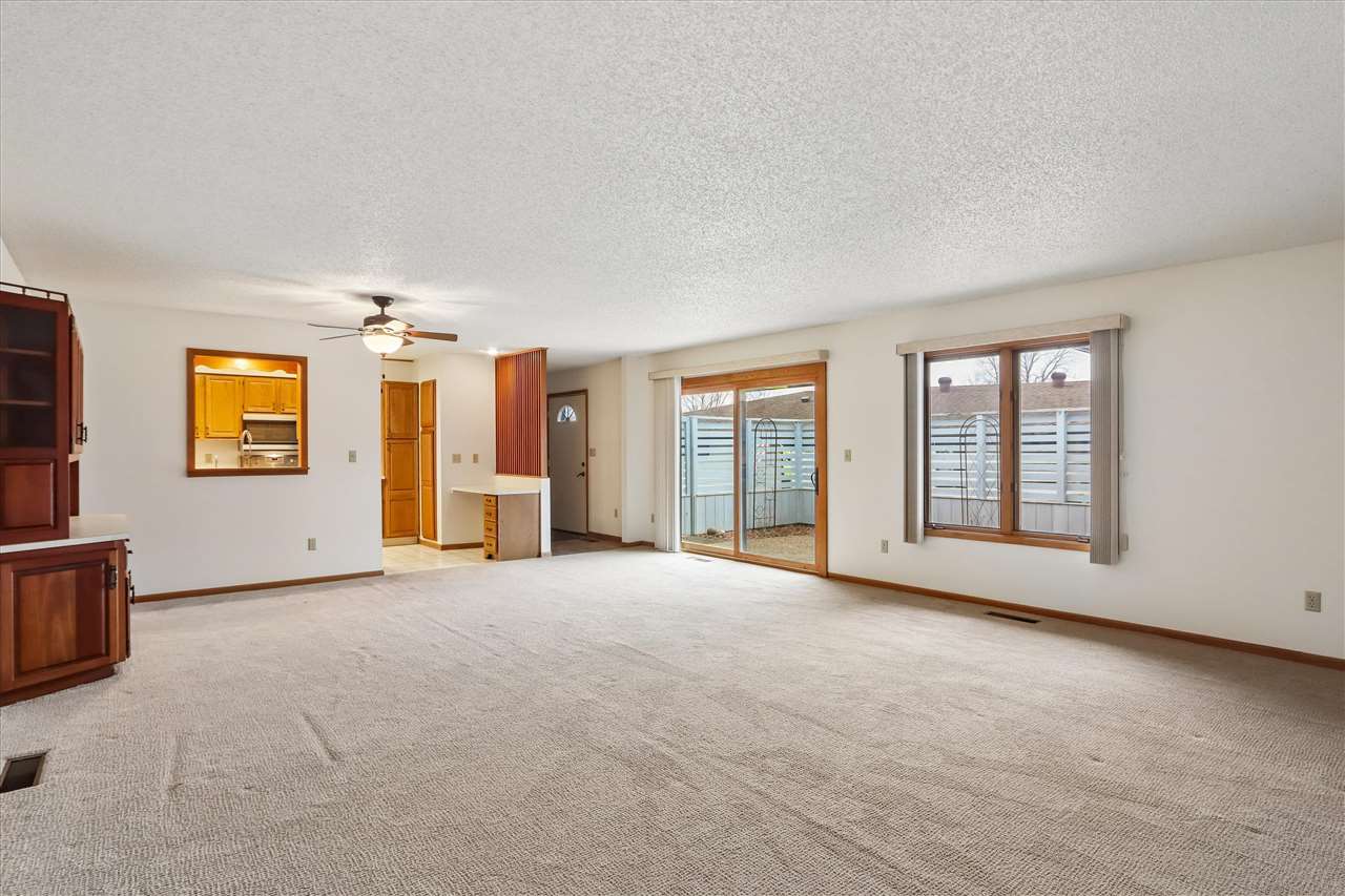 2410 Walden Court Iowa City IA 52246