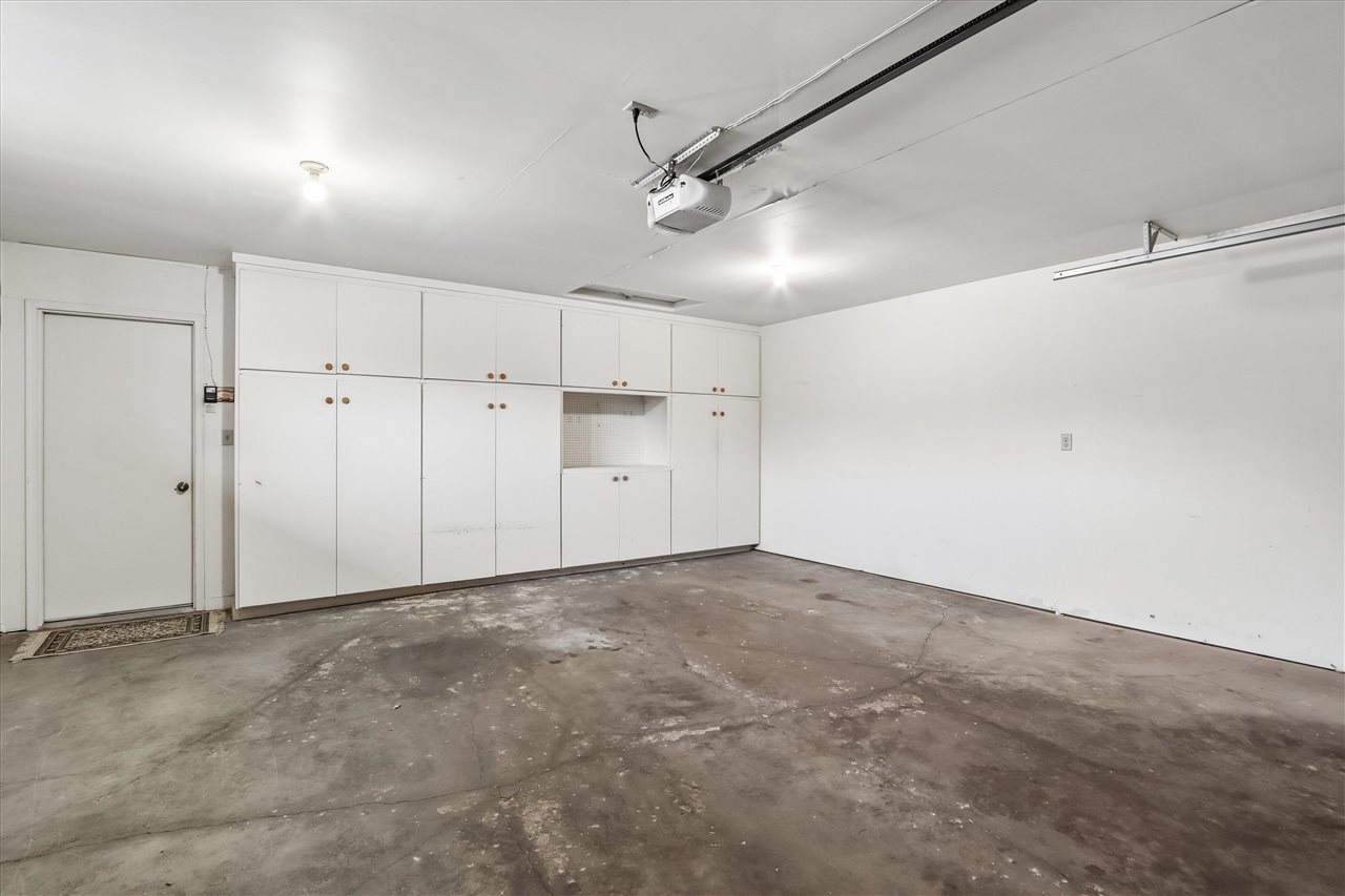 2410 Walden Court Iowa City IA 52246