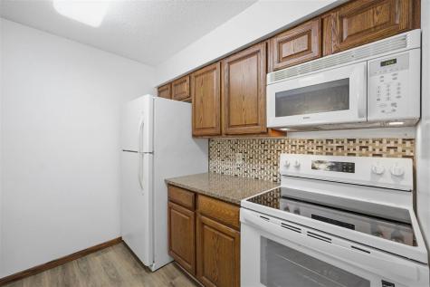 1512 1st Avenue Coralville IA 52241-1143