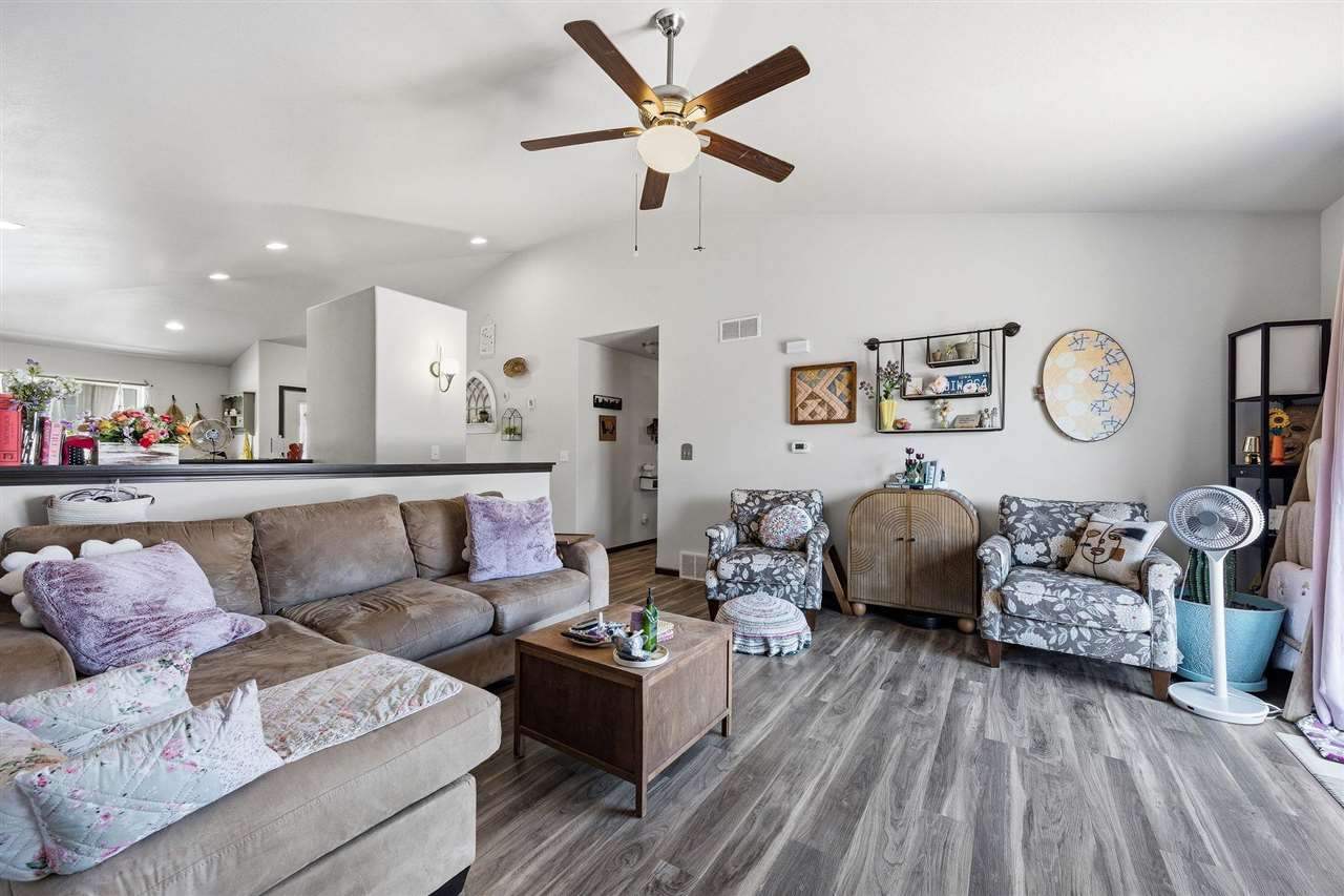 26 Renee Lane Tiffin IA 52340