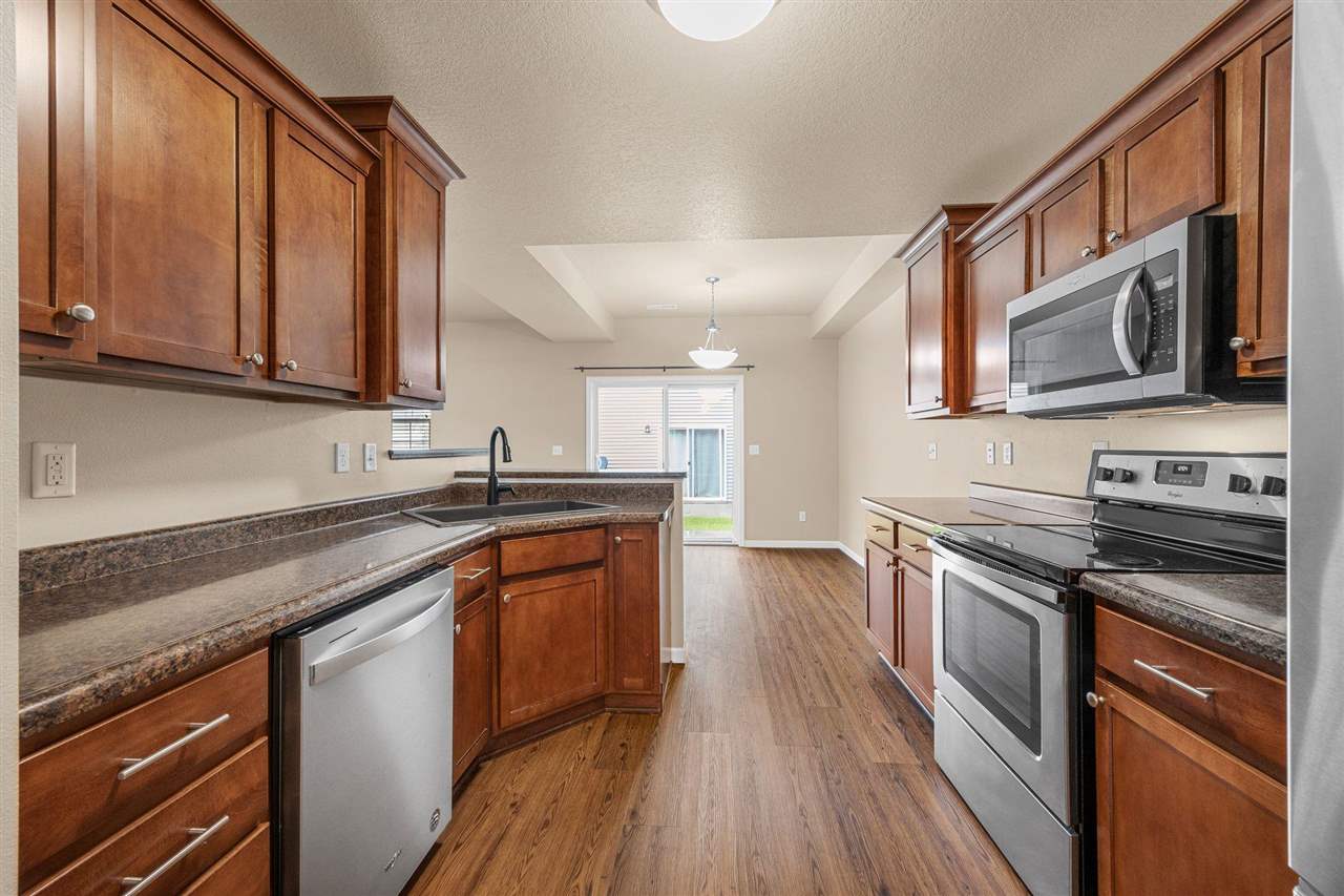 1492 Burr Drive North Liberty IA 52317