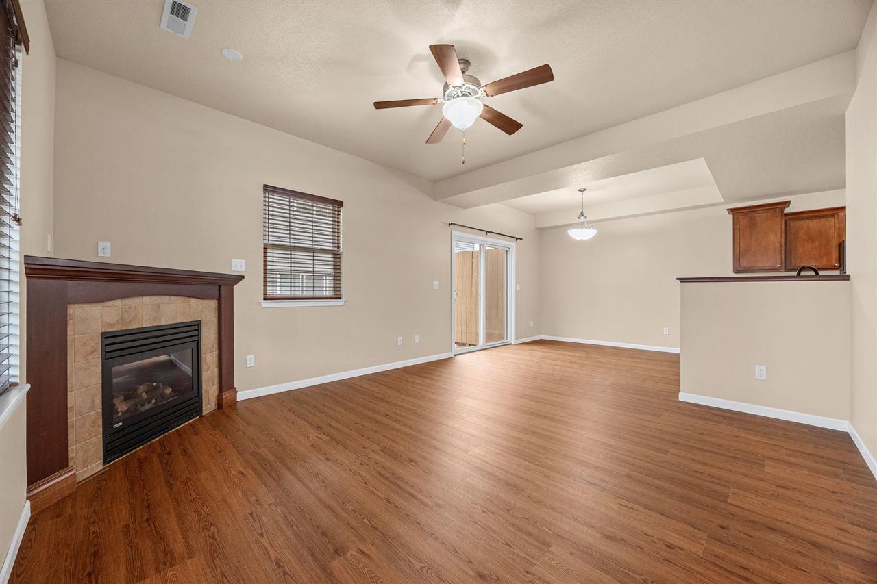 1492 Burr Drive North Liberty IA 52317