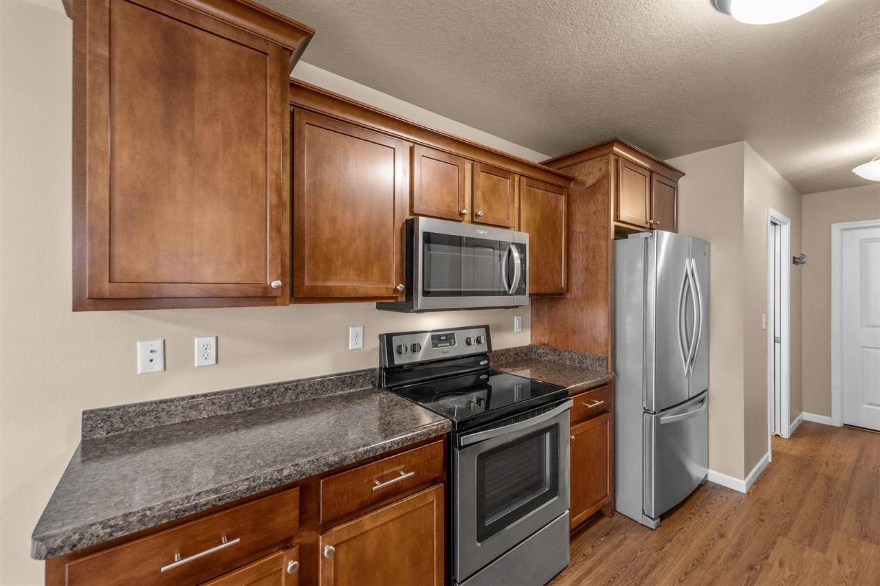 1492 Burr Drive North Liberty IA 52317