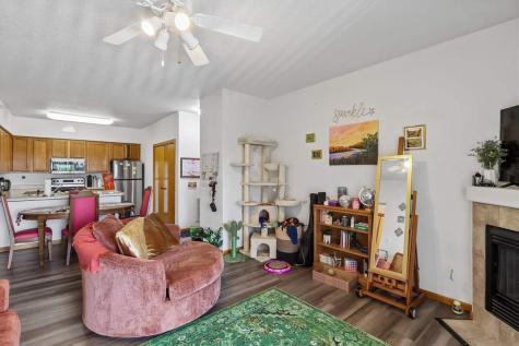 4351 York Place Iowa City IA 52245