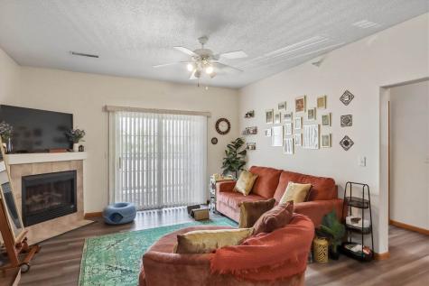 4351 York Place Iowa City IA 52245