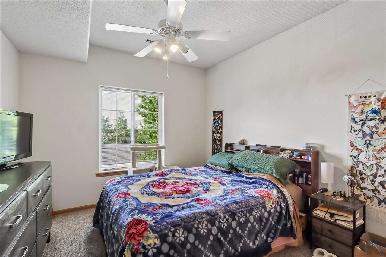 4351 York Place Iowa City IA 52245