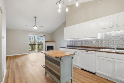 1010 240th Street North Liberty IA 52317