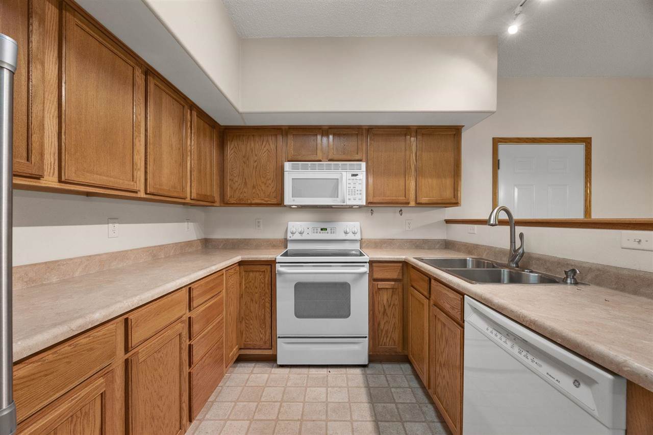 2942 Heinz Road Iowa City IA 52240