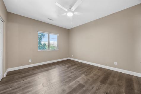 471 N 1st Avenue Iowa City IA 52245