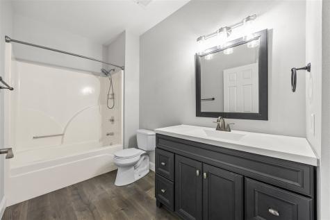 471 N 1st Avenue Iowa City IA 52245