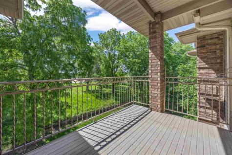 471 N 1st Avenue Iowa City IA 52245
