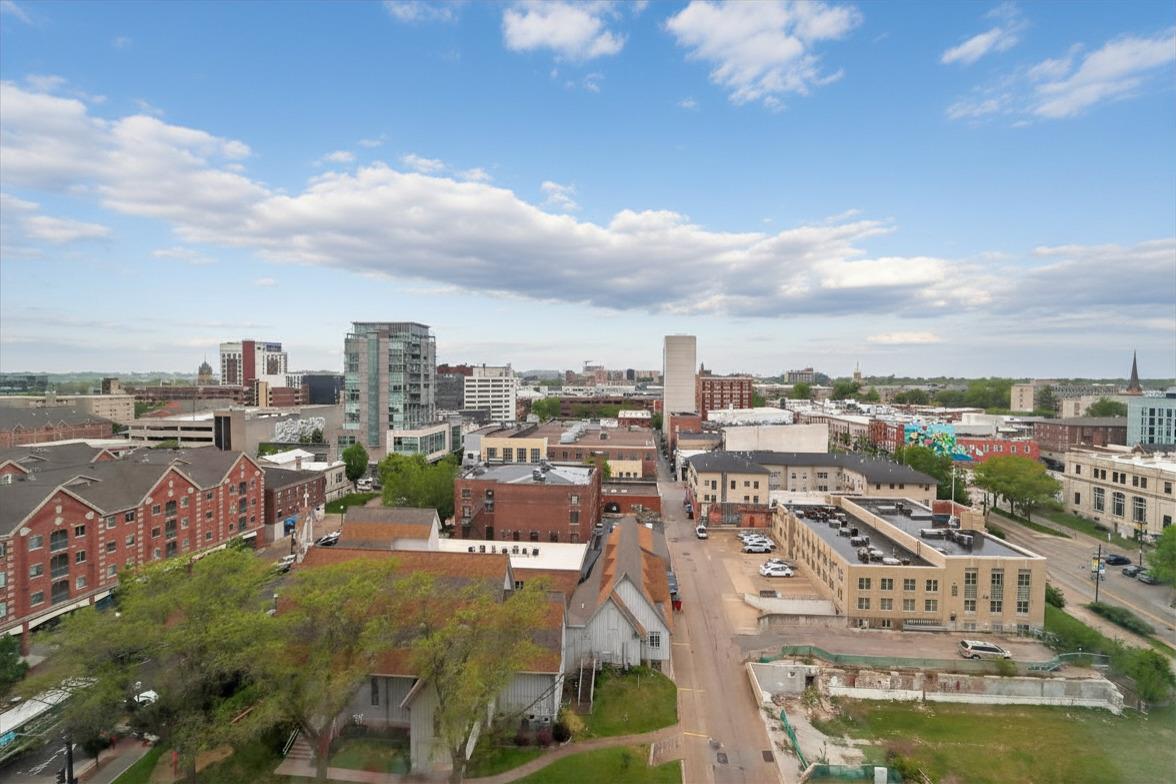404 E College Street Iowa City IA 52240