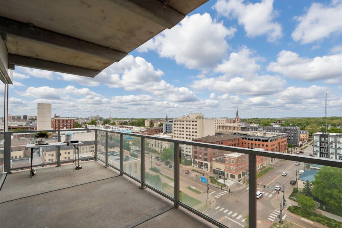 404 E College Street Iowa City IA 52240