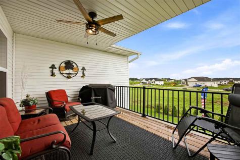 419 15th Avenue SW Mt Vernon IA 52314