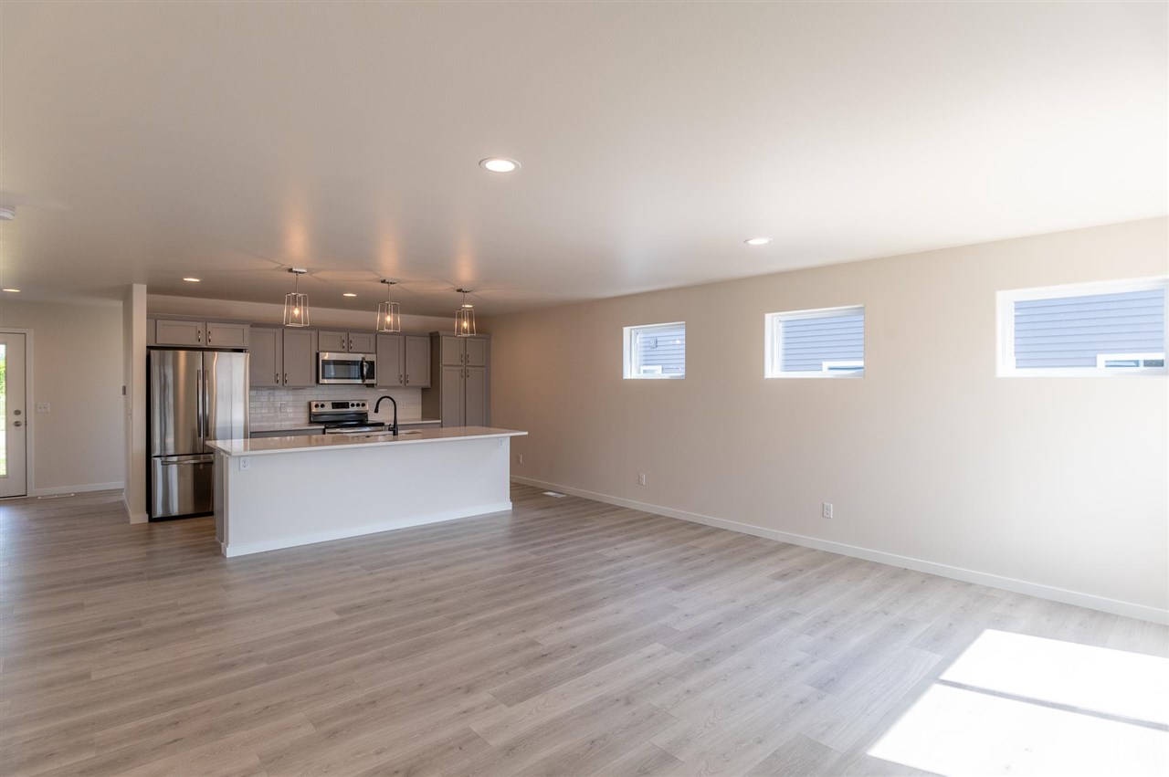 225 5th Street Coralville IA 52241
