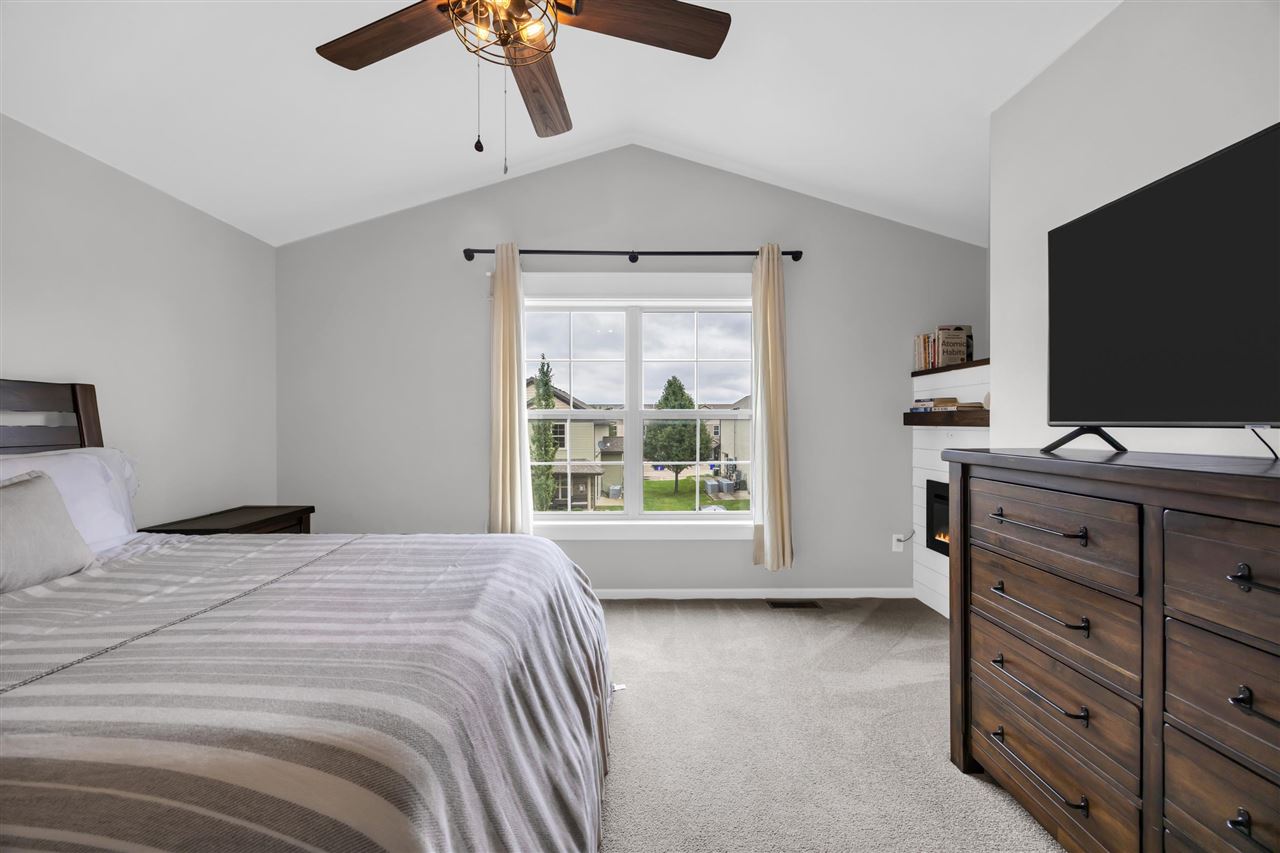 409 Churchill Drive North Liberty IA 52317