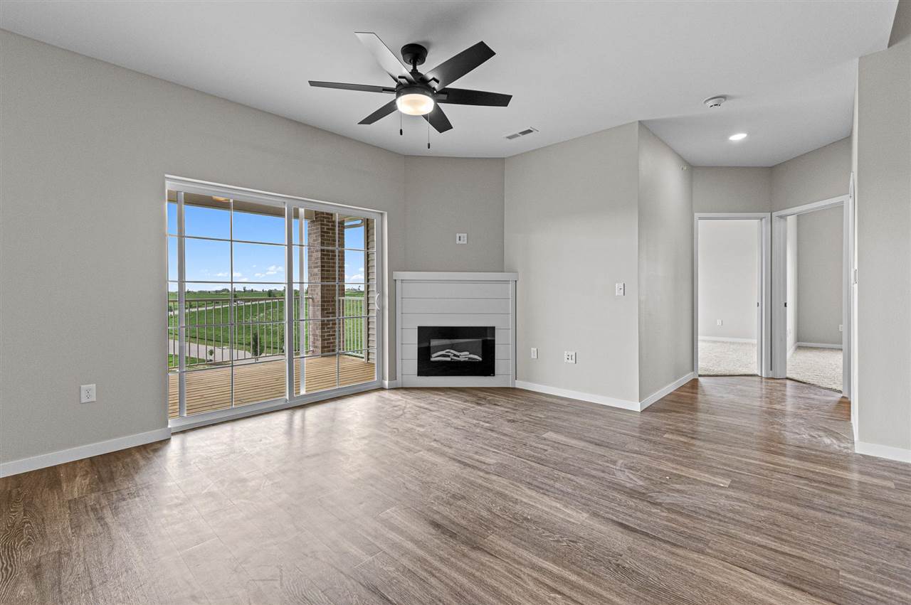 2877 Spring Rose Circle #110 Coralville IA 52241