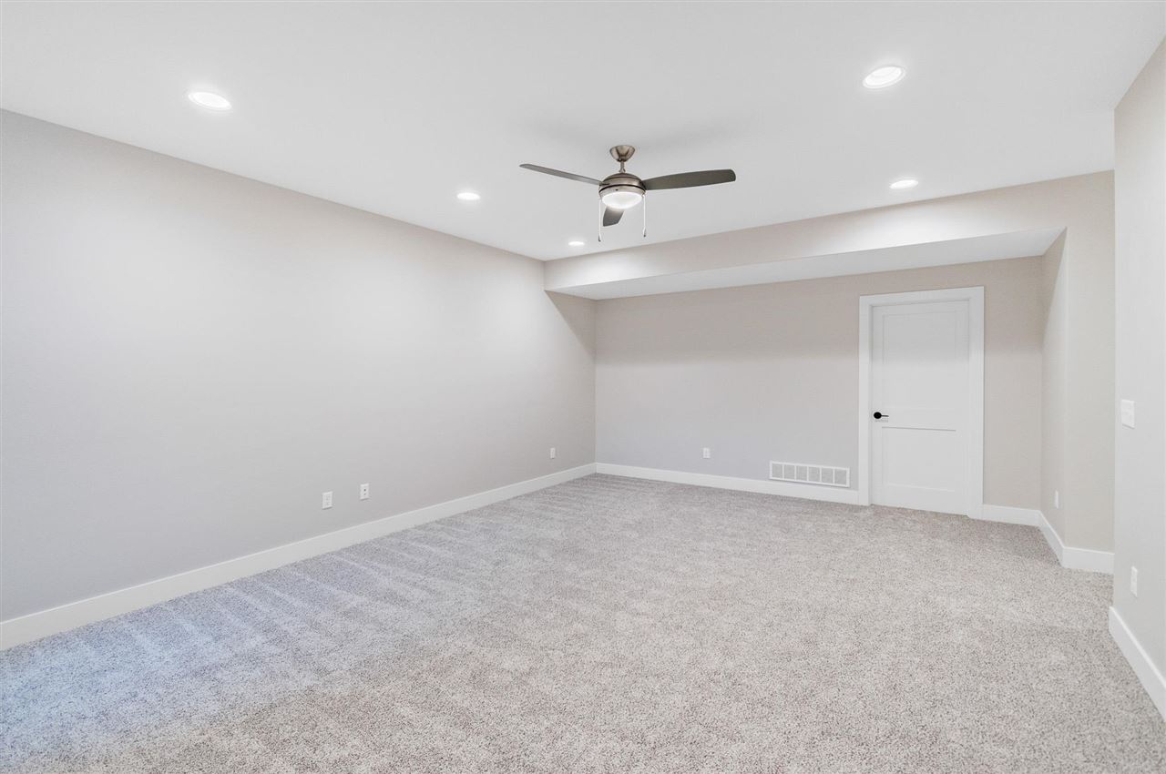 2882 Crimson Lane #A Coralville IA 52241