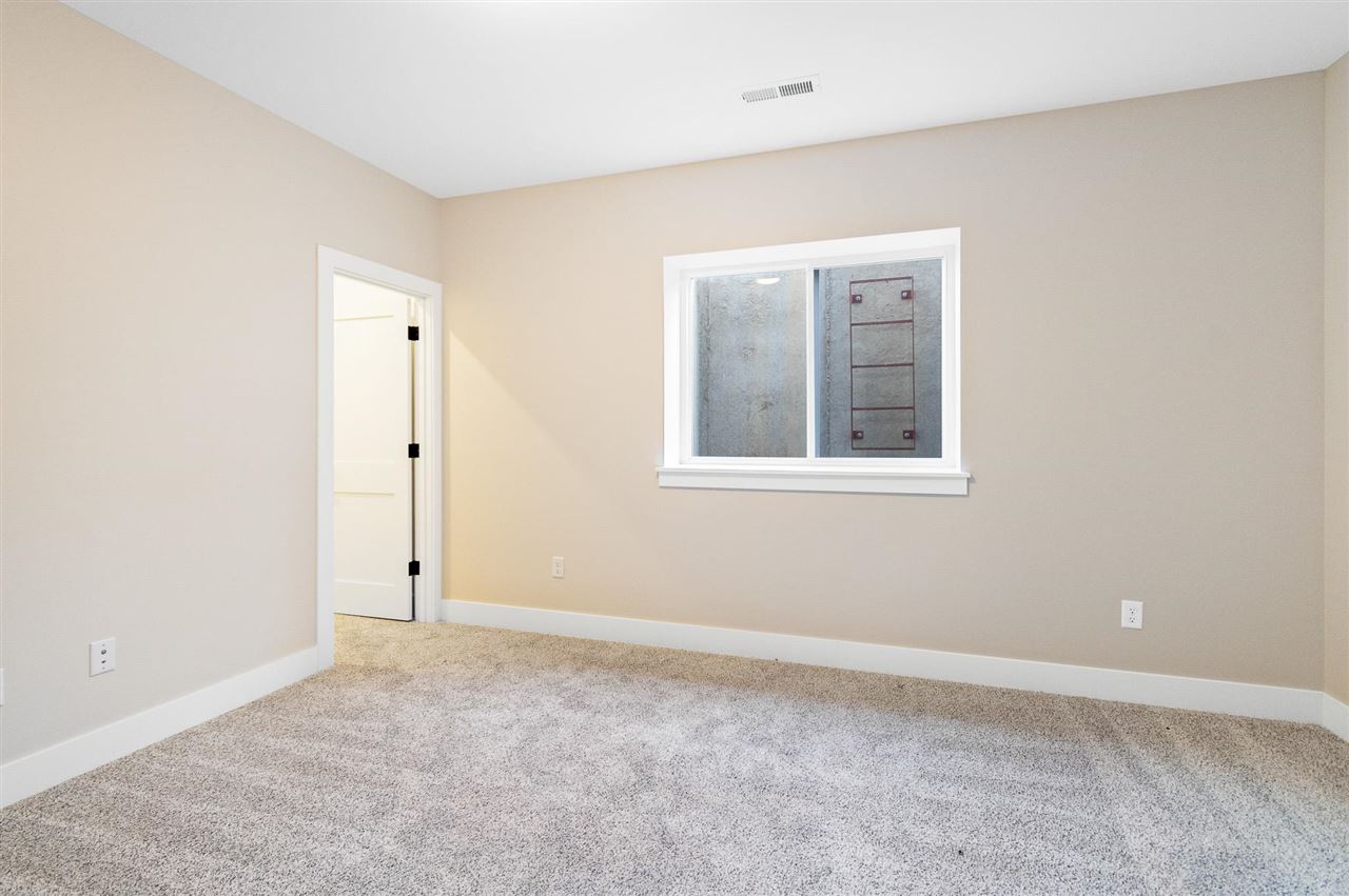 2882 Crimson Lane #A Coralville IA 52241