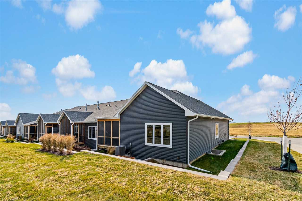 2882 Crimson Lane #A Coralville IA 52241