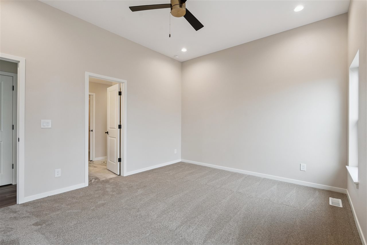 640 Maclan Court Iowa City IA 52246