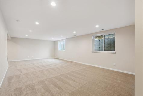 640 Maclan Court Iowa City IA 52246