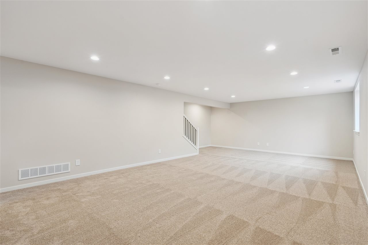 640 Maclan Court Iowa City IA 52246