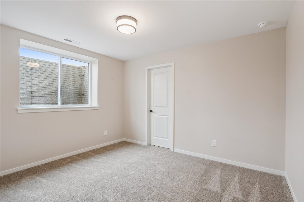 640 Maclan Court Iowa City IA 52246