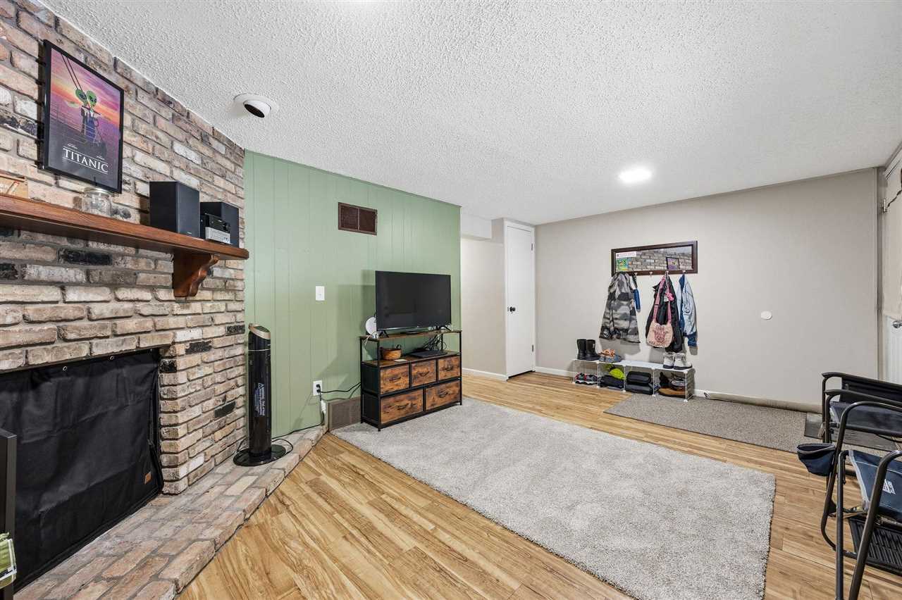 419 Peterson Street Iowa City IA 52245