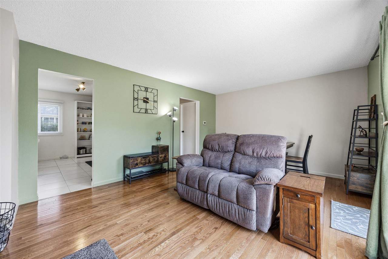 419 Peterson Street Iowa City IA 52245