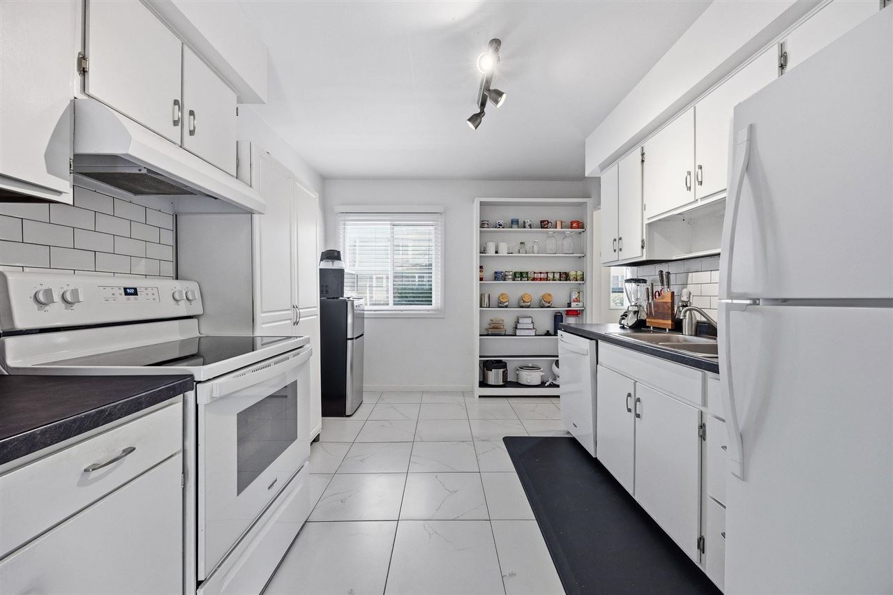 419 Peterson Street Iowa City IA 52245