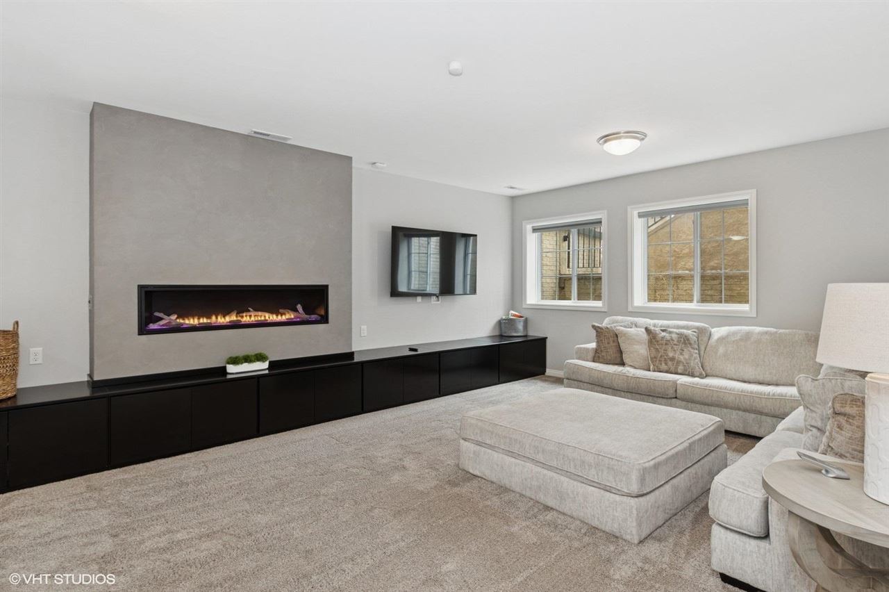 1753 Foster Road Iowa City IA 52245