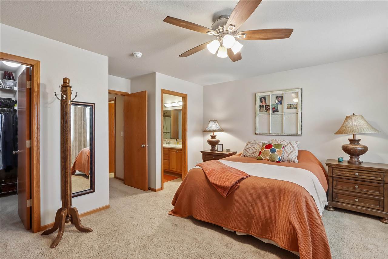 110 E Weston Drive North Liberty IA 52317