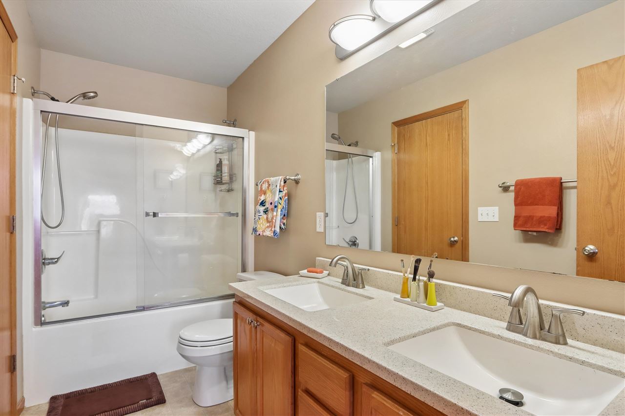 110 E Weston Drive North Liberty IA 52317