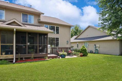 110 E Weston Drive North Liberty IA 52317