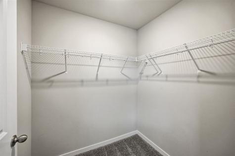 827 Oak Drive Palo IA 52324
