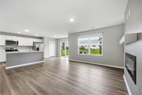 827 Oak Drive Palo IA 52324
