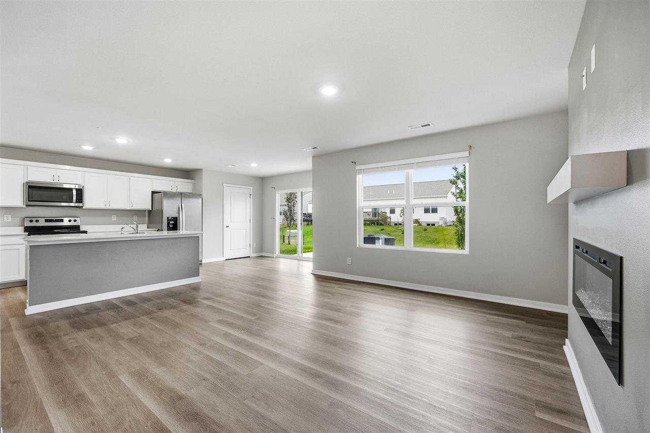 827 Oak Drive Palo IA 52324