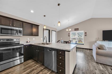 351 Cypress Court Solon IA 52333
