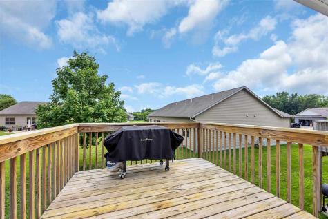 351 Cypress Court Solon IA 52333