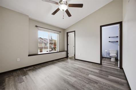 453 Rj Drive Tiffin IA 52340