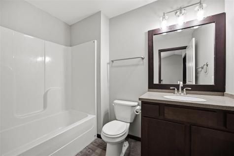 453 Rj Drive Tiffin IA 52340