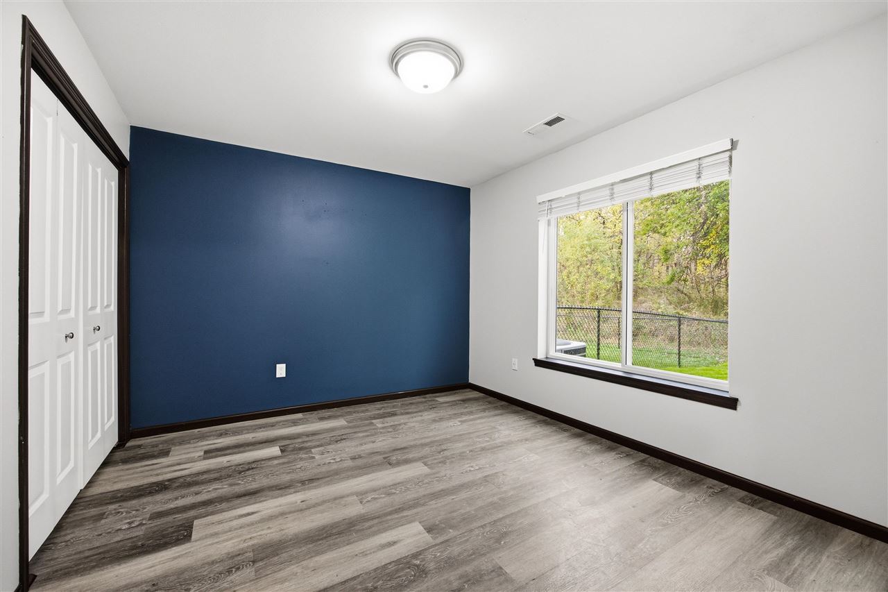 453 Rj Drive Tiffin IA 52340