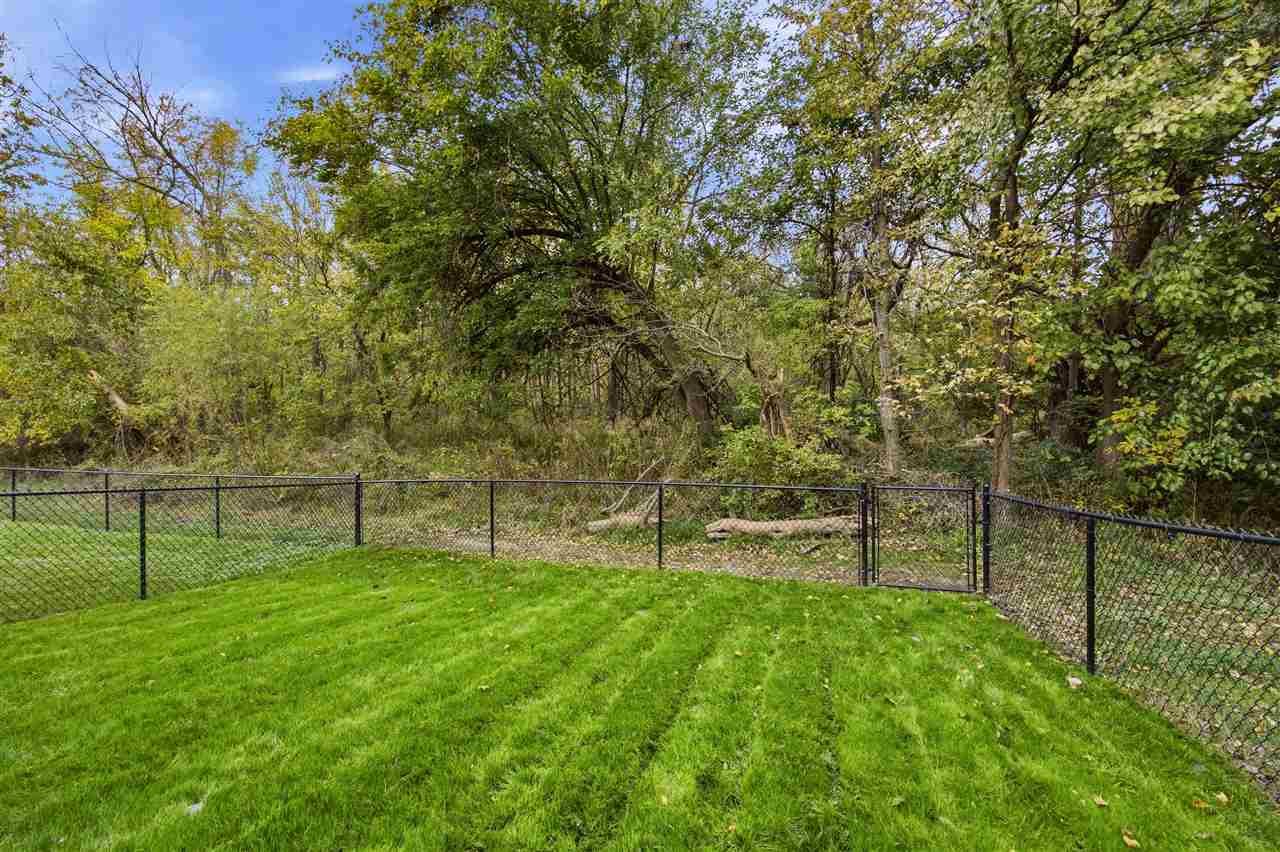 453 Rj Drive Tiffin IA 52340