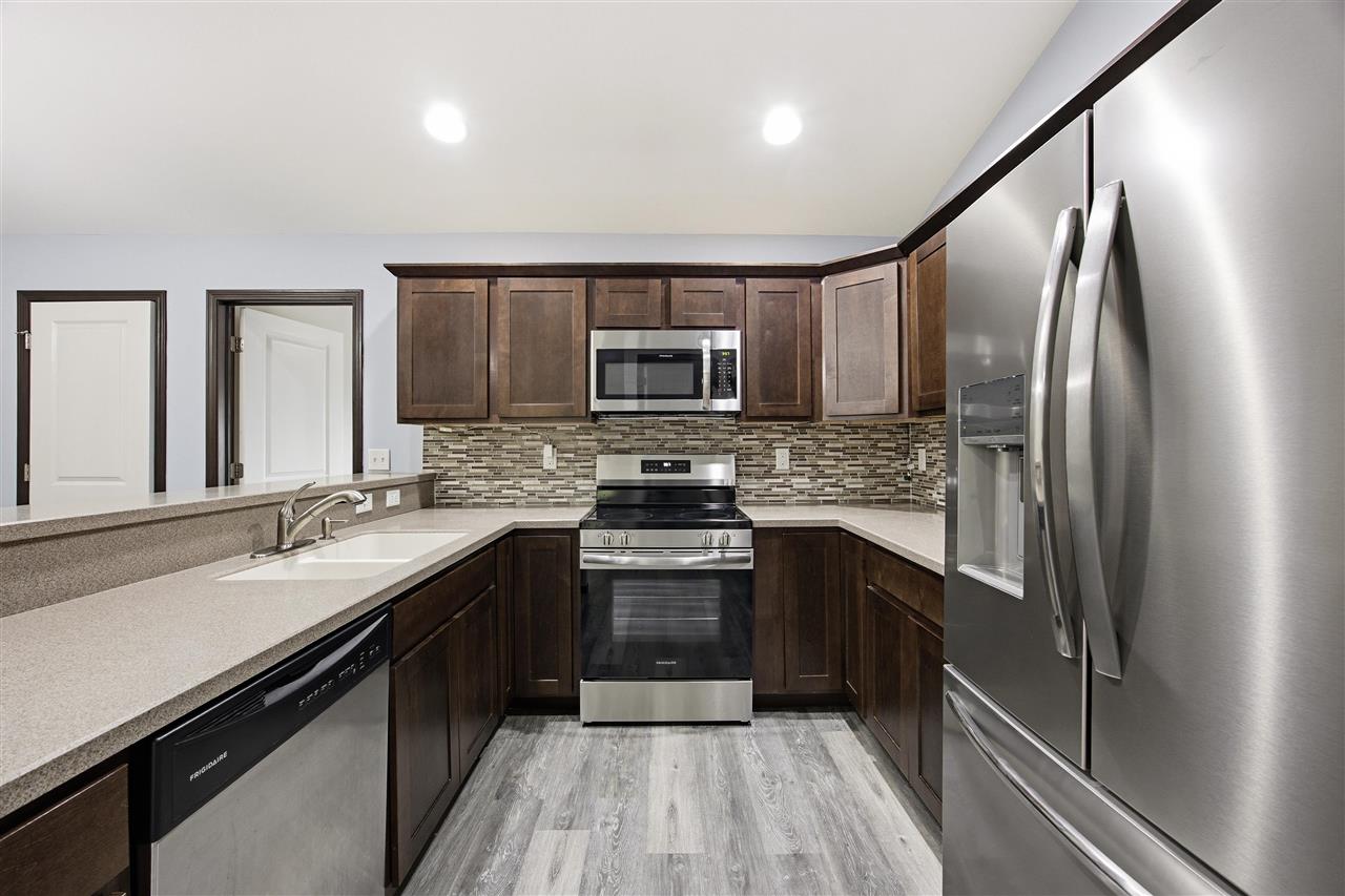 453 Rj Drive Tiffin IA 52340