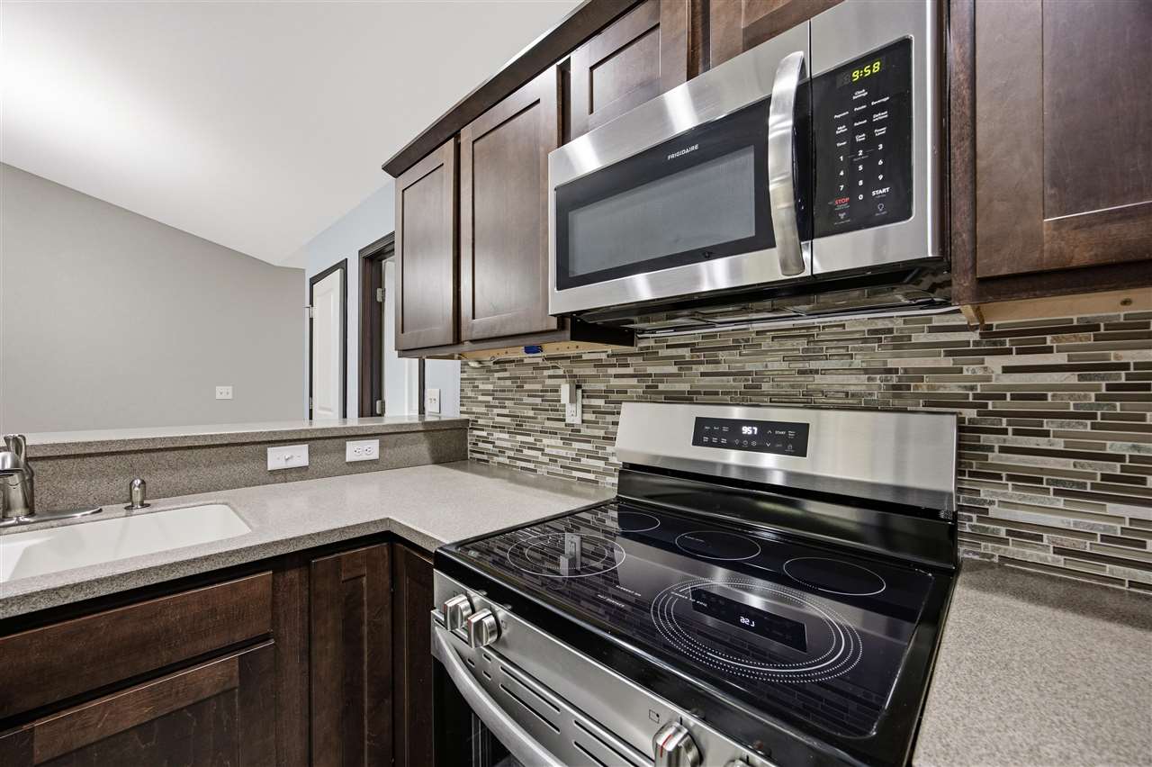 453 Rj Drive Tiffin IA 52340