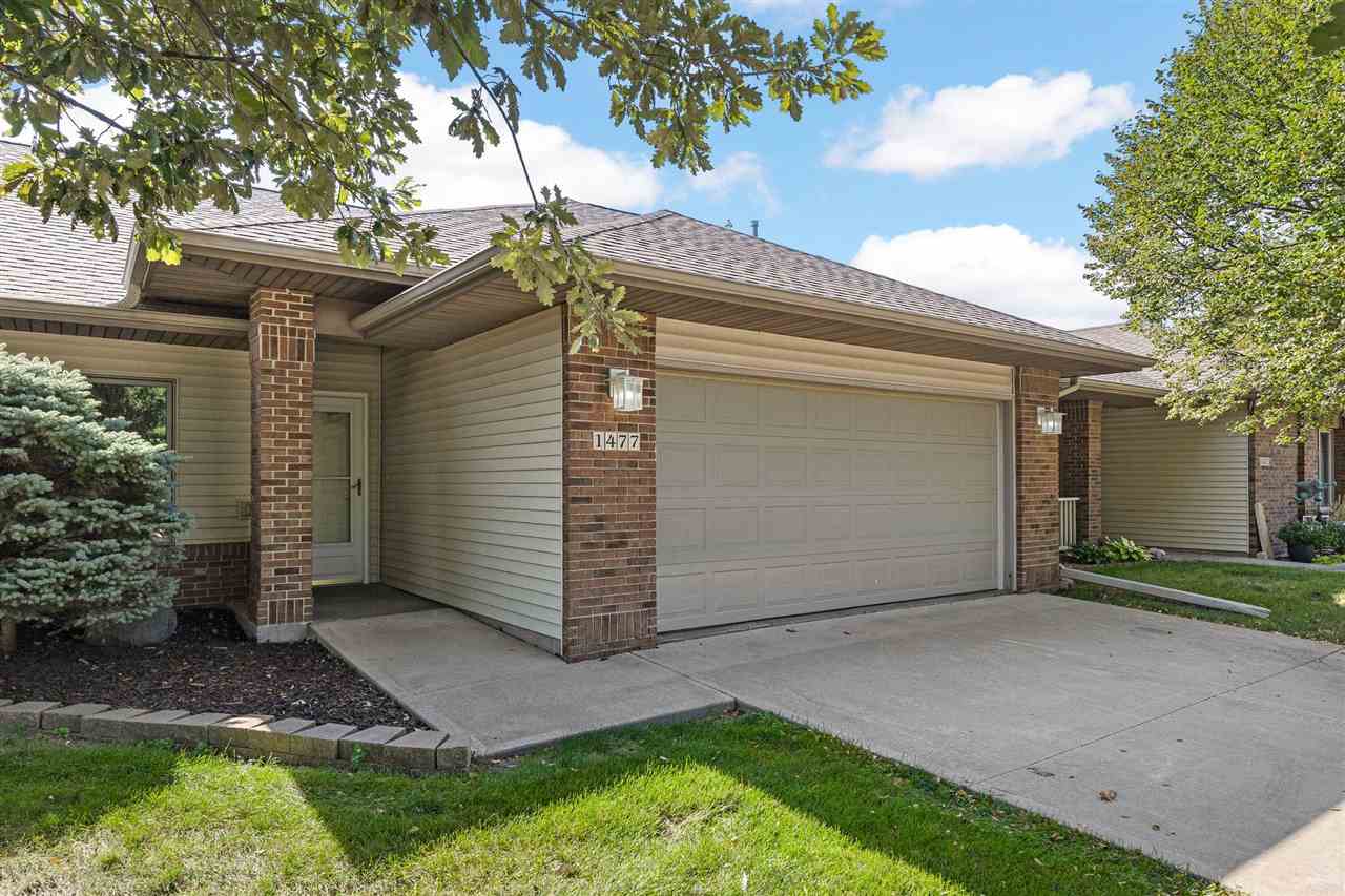 1477 Buckingham Place Iowa City IA 52240
