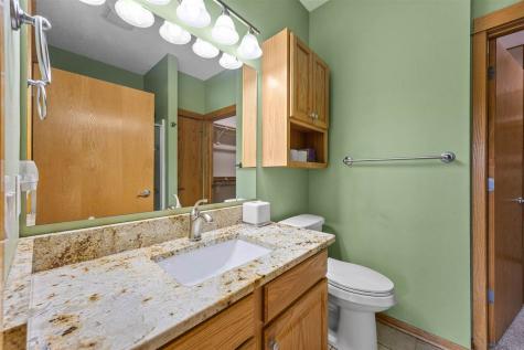 1477 Buckingham Place Iowa City IA 52240